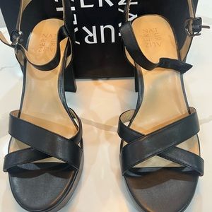 Naturalizer Black Platform Sz 12w never worn